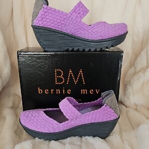 bernie mev. Lavender Woven Wedges